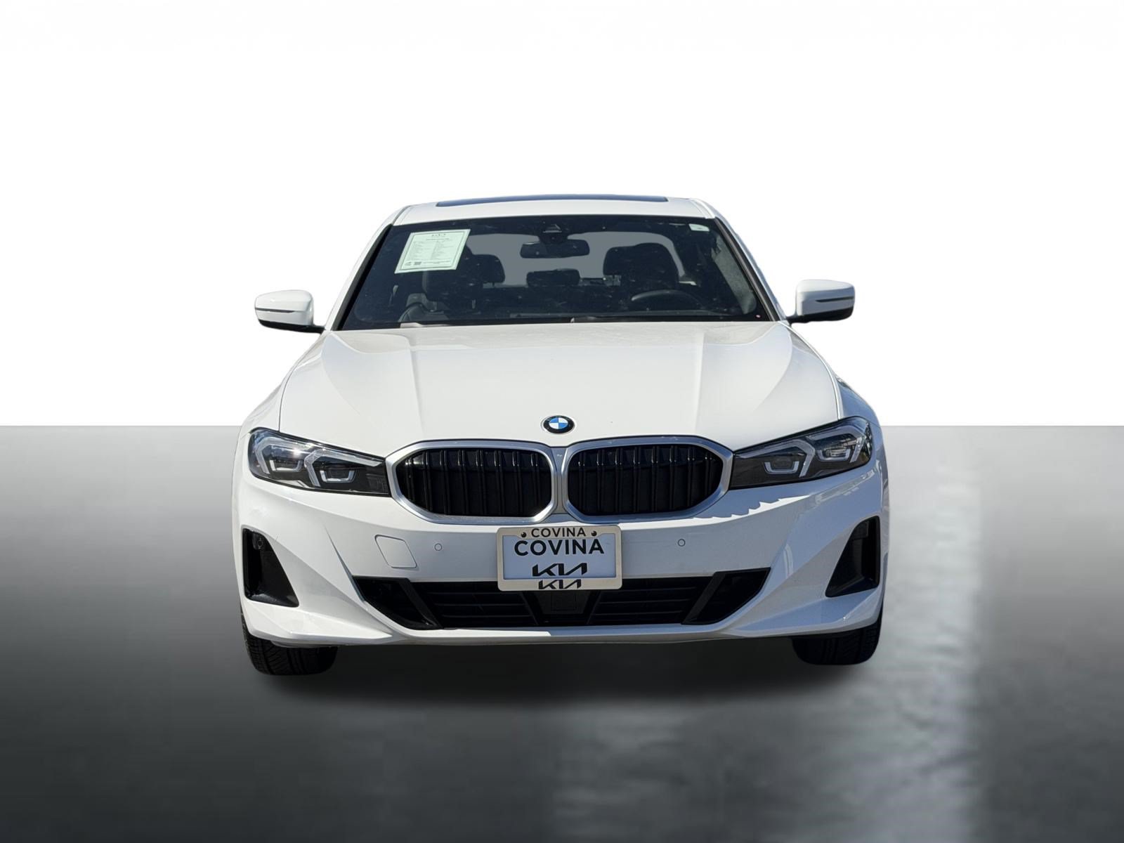 Used 2025 BMW 330i Sedan RWD image 3