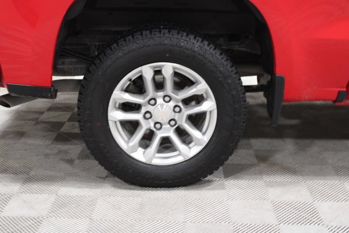 Used 2022 Chevrolet Silverado 1500 LT AWD/4WD image 44