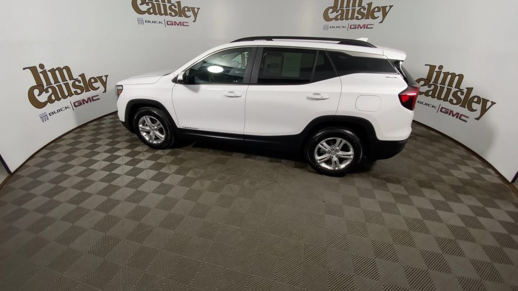 Certified 2024 GMC Terrain SLE w/ Driver Convenience Package FWD image 5
