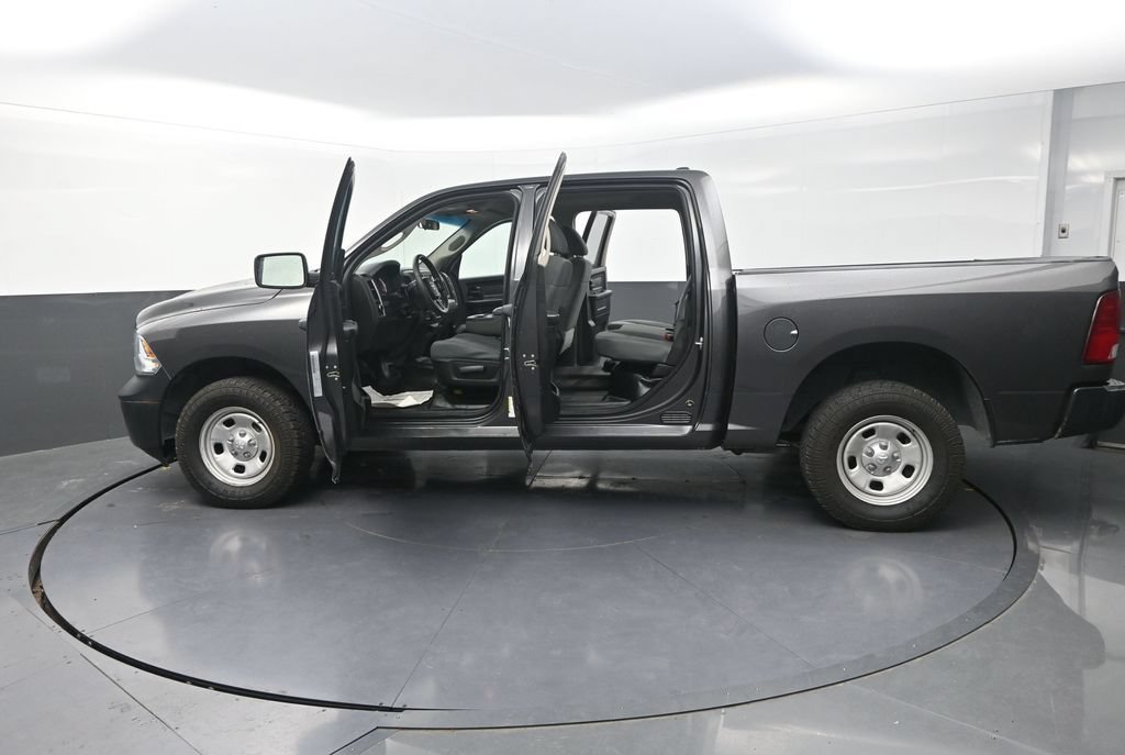 Used 2018 RAM 1500 Tradesman w/ Popular Equipment Group AWD/4WD image 34