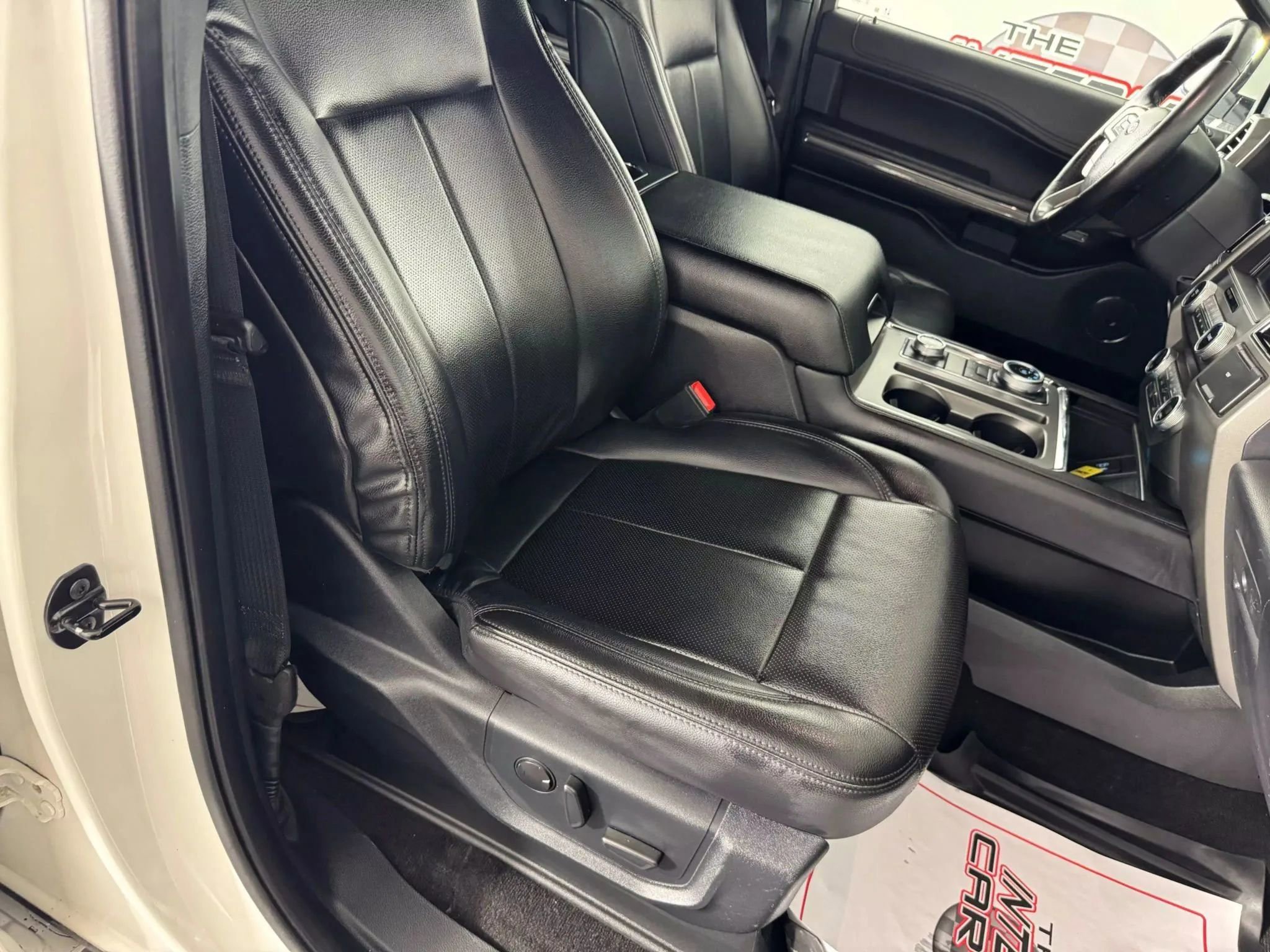 Used 2021 Ford Expedition XLT w/ Equipment Group 202A image 36