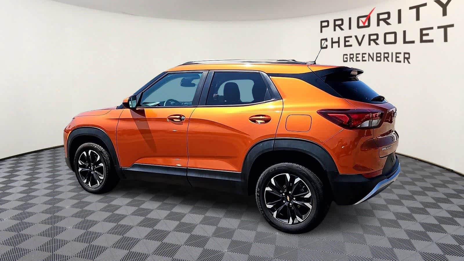 Certified 2022 Chevrolet TrailBlazer LT w/ LPO, Blackout Package FWD image 6