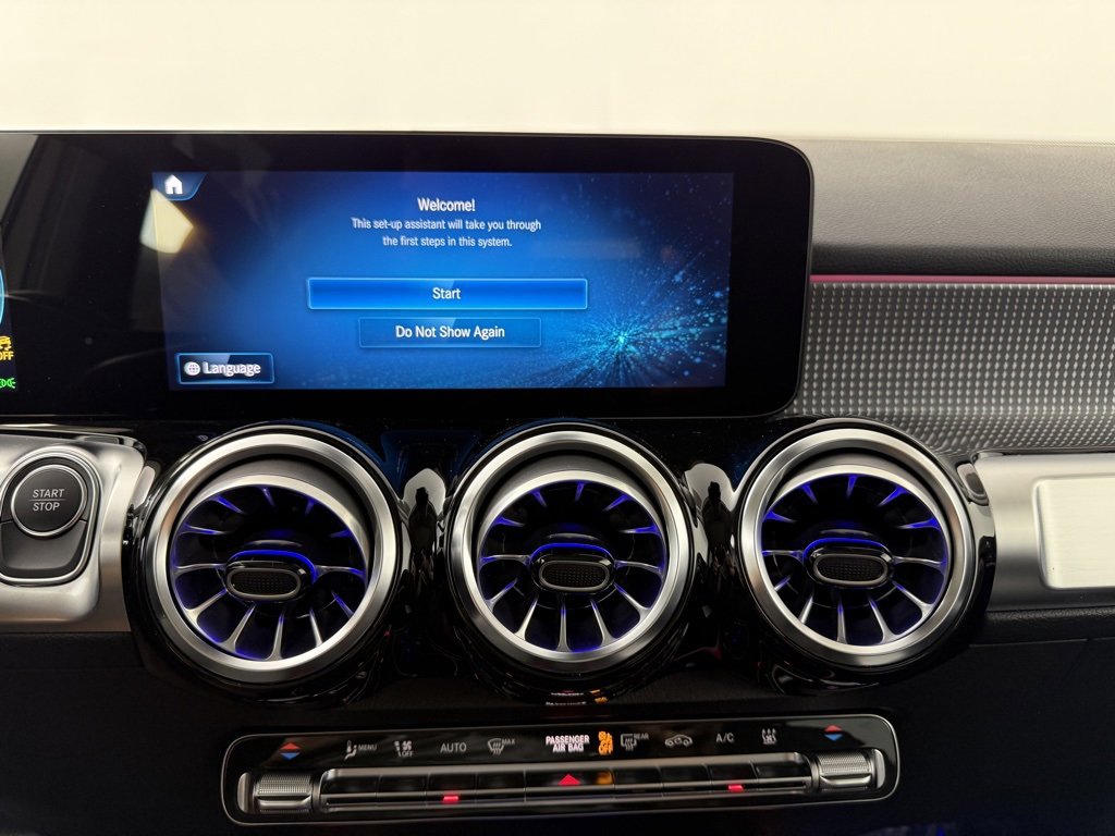 Used 2023 Mercedes-Benz EQB 300 4MATIC image 18