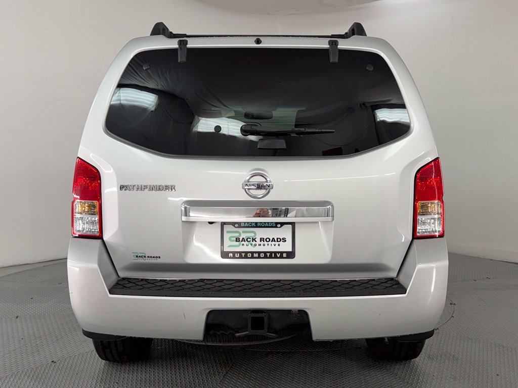 Used 2012 Nissan Pathfinder SV RWD image 8