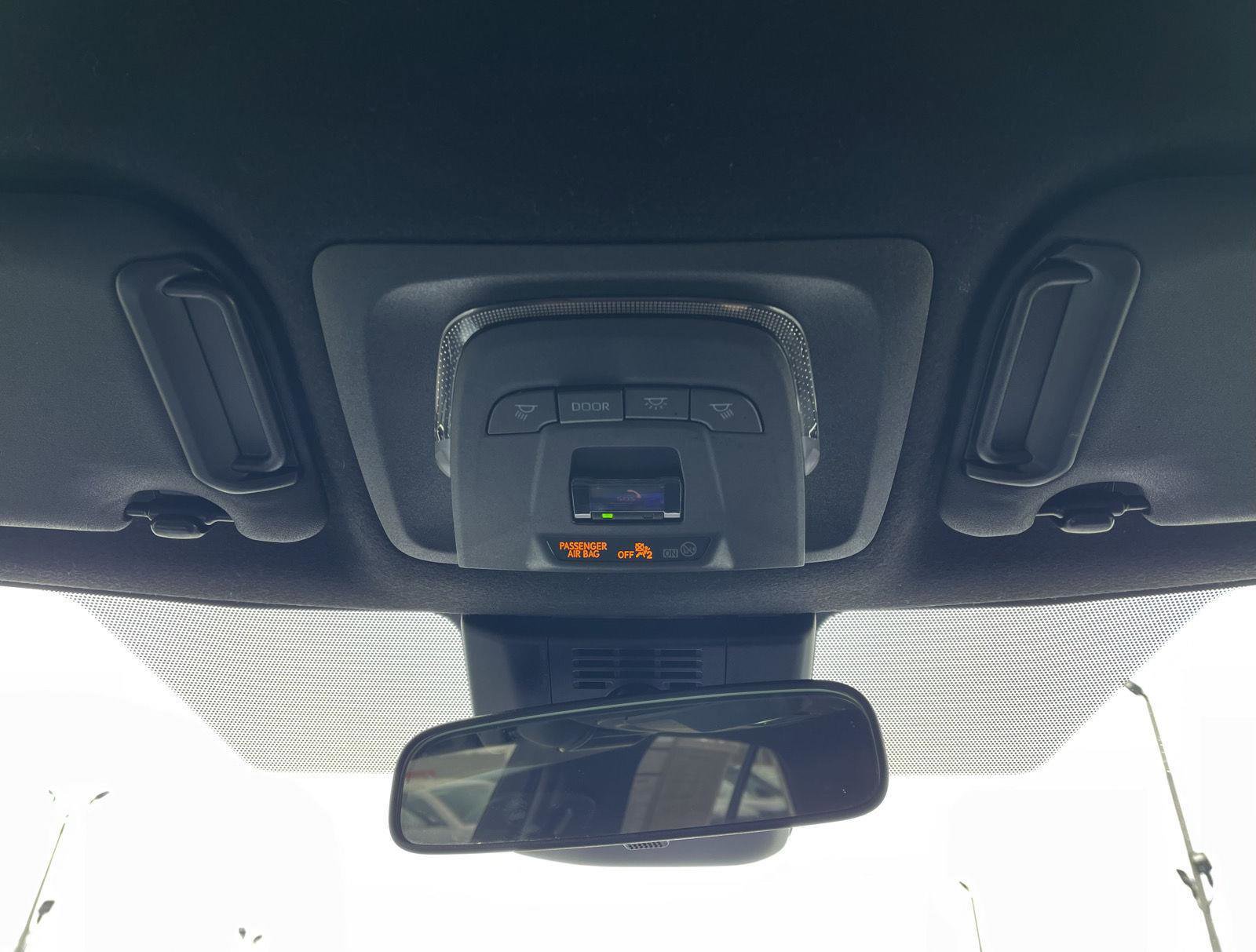 Used 2024 Toyota Corolla SE image 12