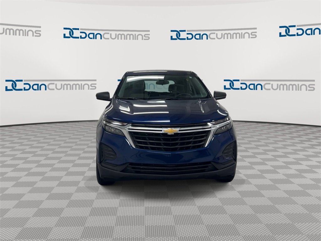 Used 2022 Chevrolet Equinox LS image 3