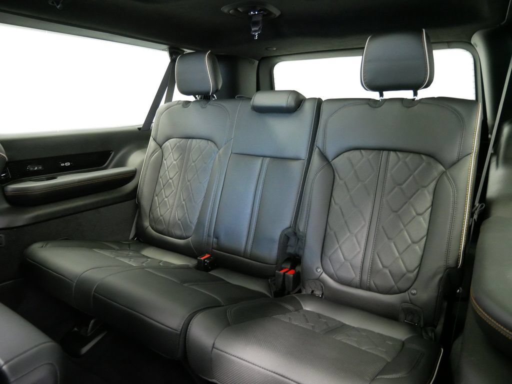 New 2026 Jeep Grand Wagoneer L Summit AWD/4WD image 14