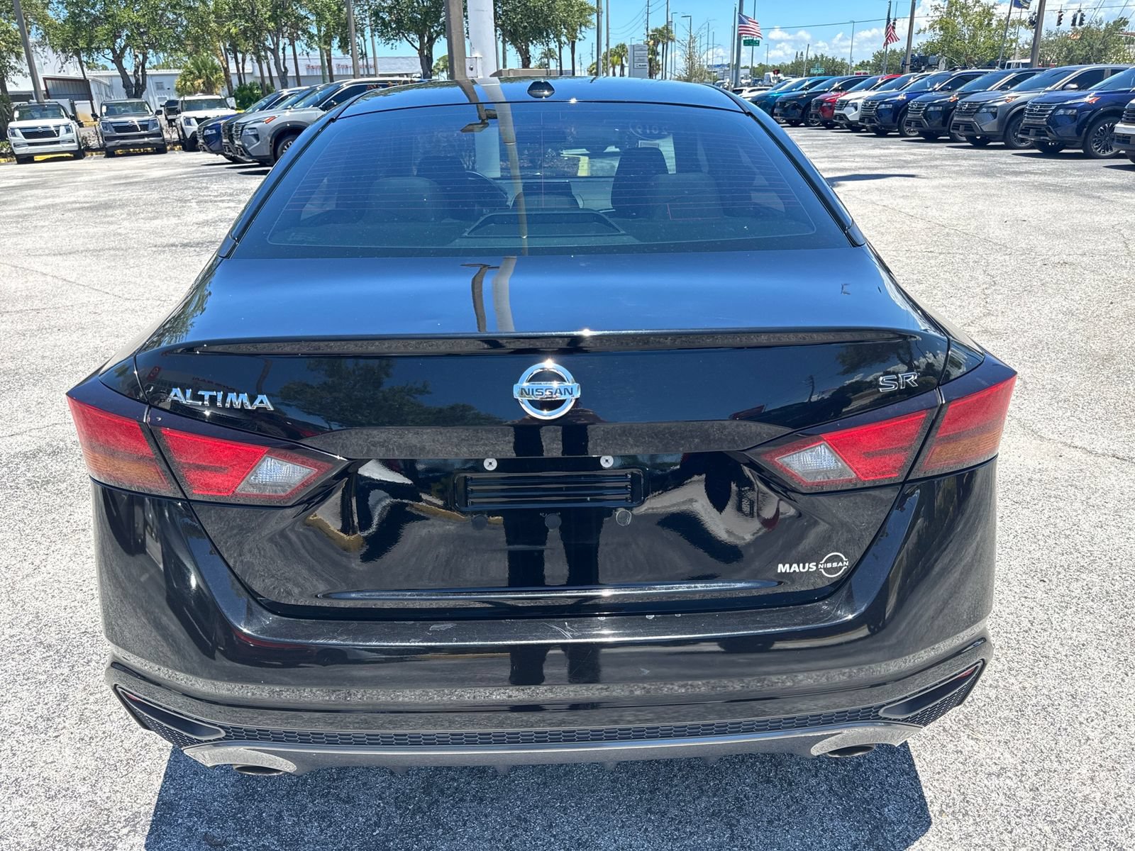 Used 2019 Nissan Altima 2.5 SR FWD image 13