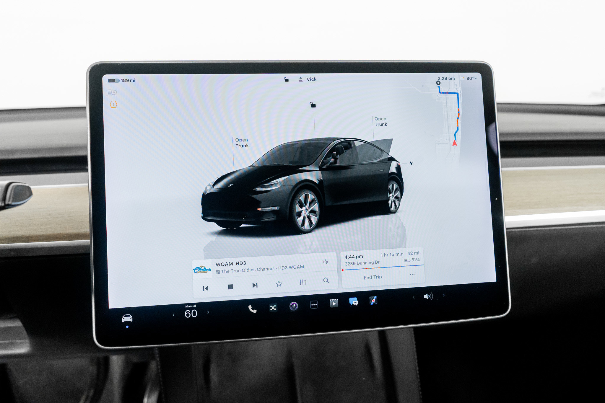 Used 2022 Tesla Model Y Long Range image 37