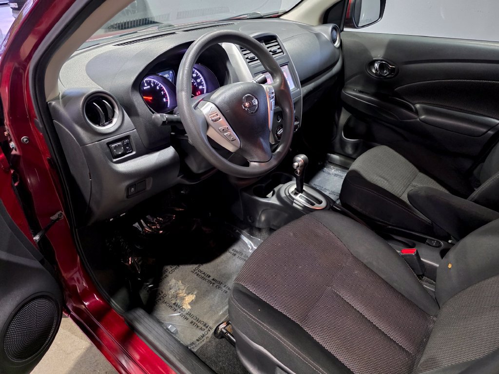 Used 2018 Nissan Versa SV FWD image 11