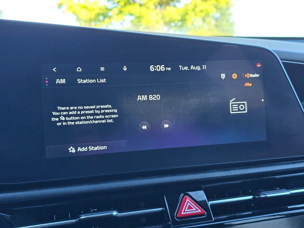 Certified 2023 Kia Niro Wind w/ Wind Preserve Package FWD image 19