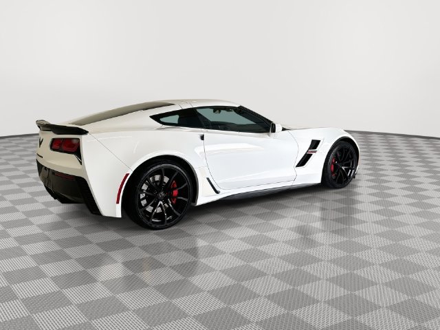 Used 2019 Chevrolet Corvette Grand Sport RWD image 12