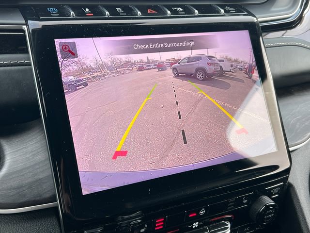 Used 2022 Jeep Grand Cherokee Limited 4xe image 26