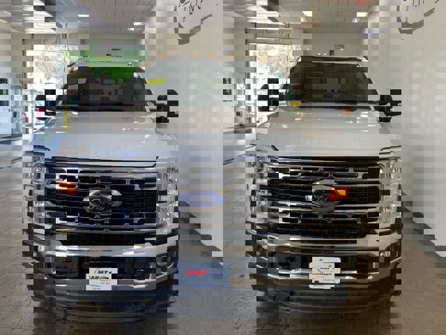 New 2025 Ford F550 XL 179 WB DRW image 3