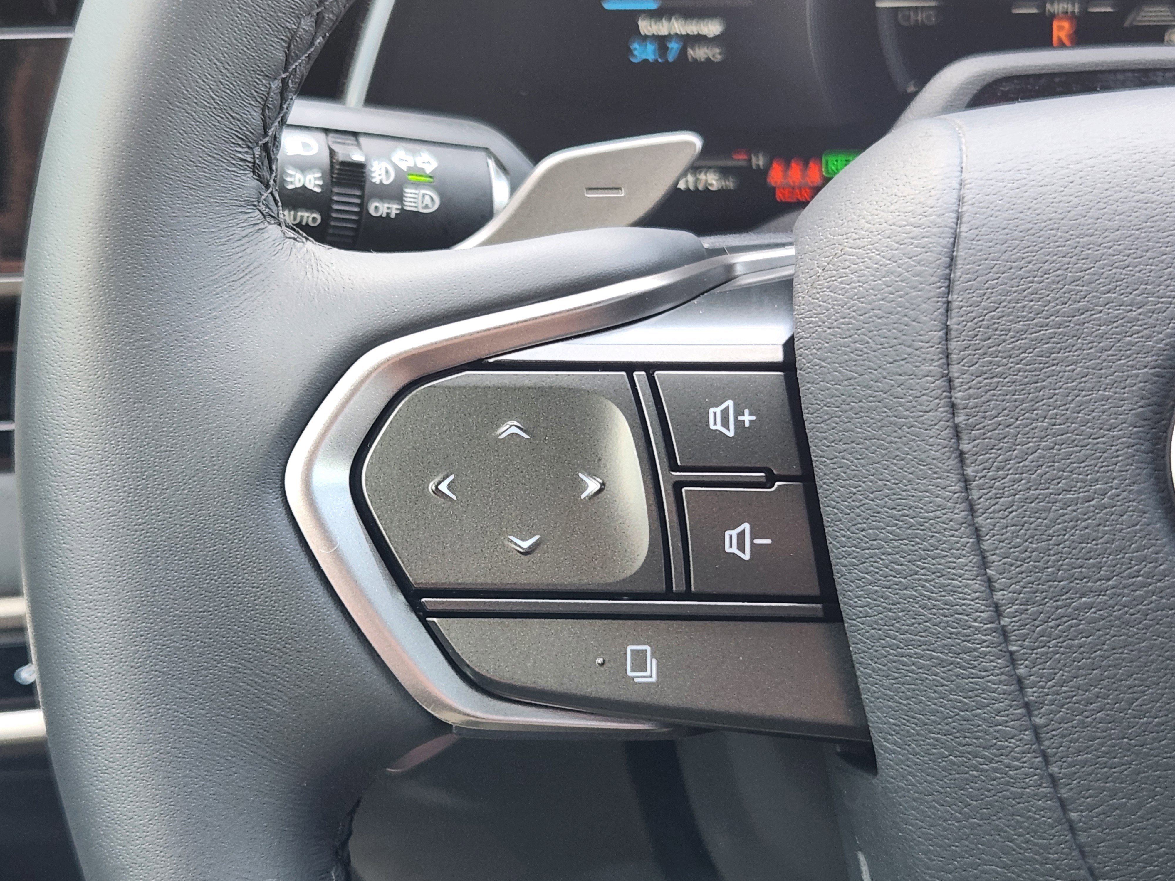 Used 2025 Lexus RX 350 w/ Convenience Package image 31