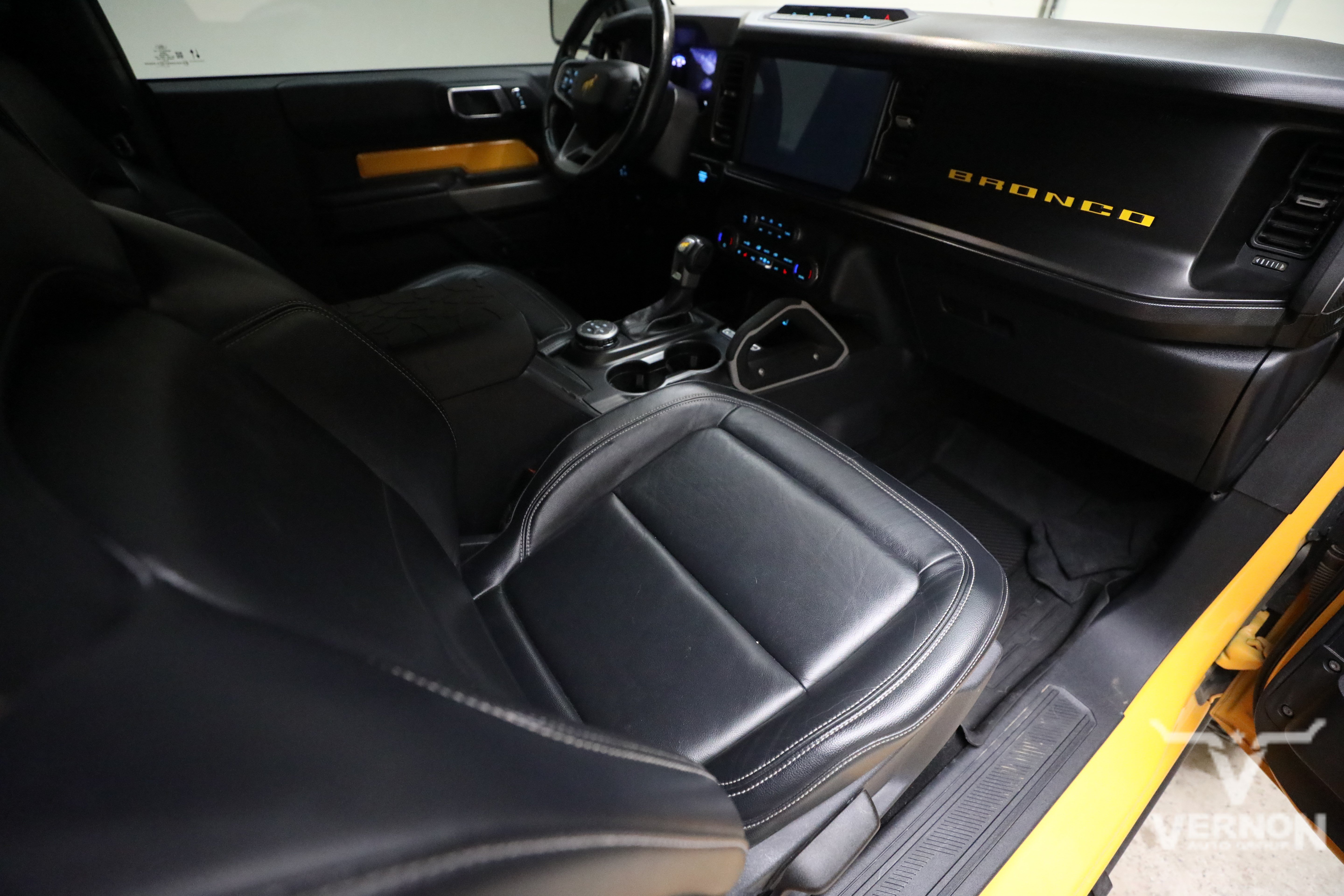 Used 2021 Ford Bronco First Edition AWD/4WD image 12