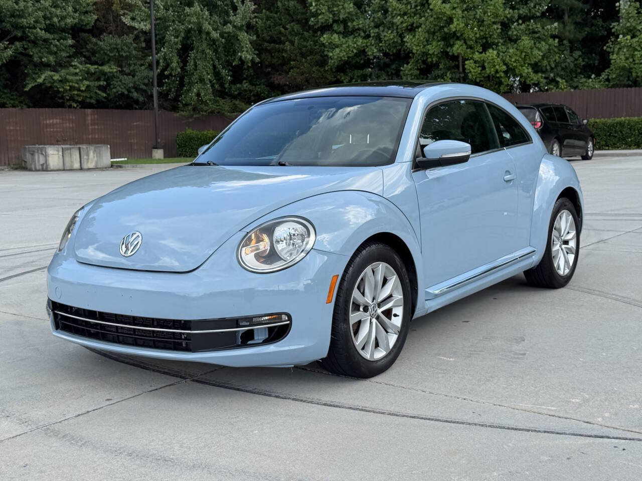 Used 2013 Volkswagen Beetle TDI FWD image 1