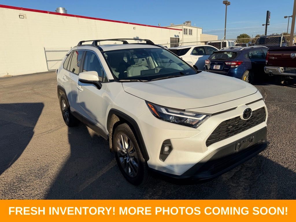 Used 2023 Toyota RAV4 XLE Premium image 1