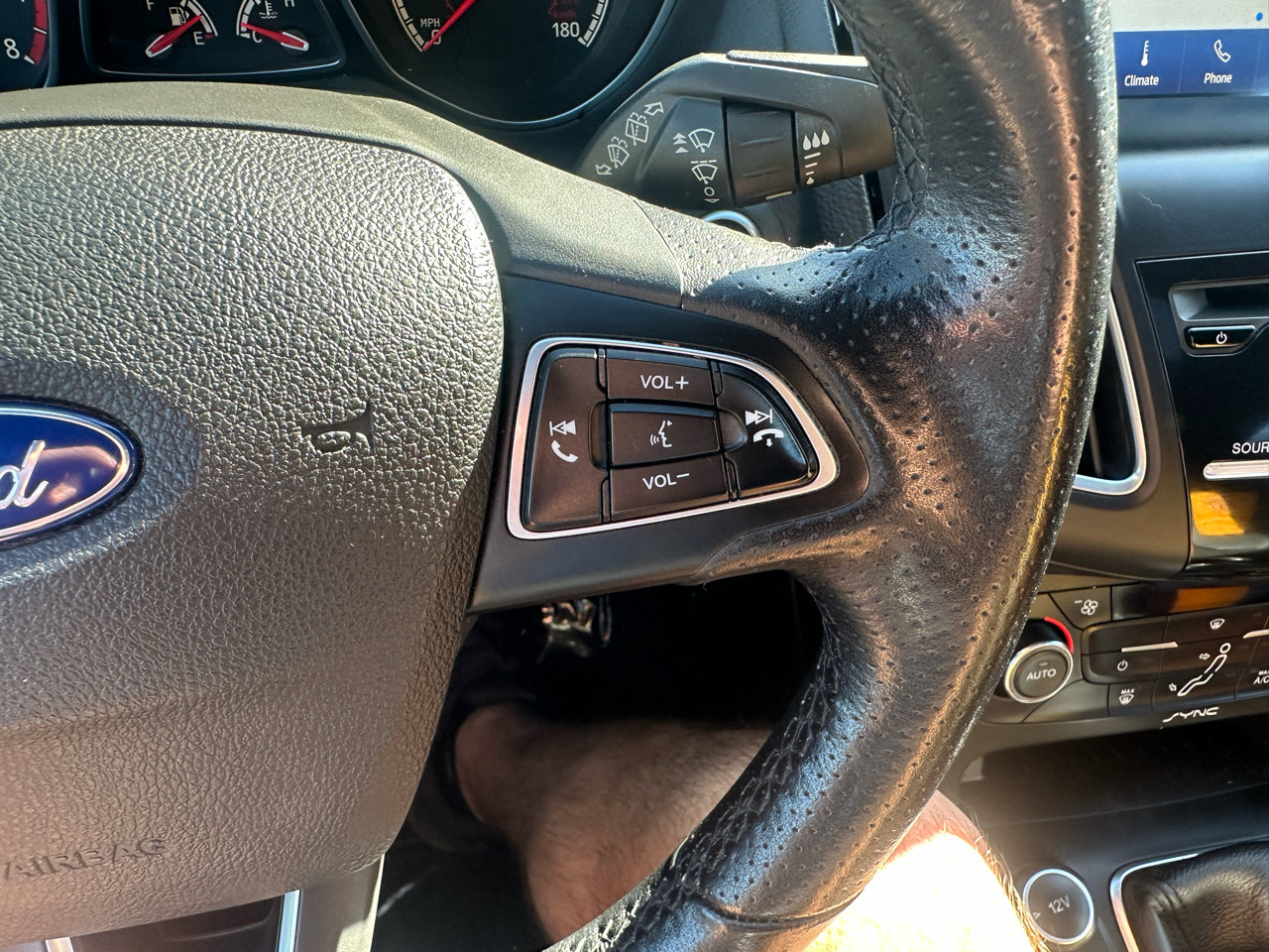 Used 2016 Ford Focus ST w/ Equipment Group 401A image 37