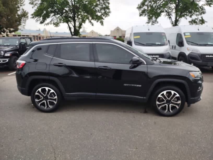 Used 2024 Jeep Compass Limited w/ Sun and Sound Group AWD/4WD video 2