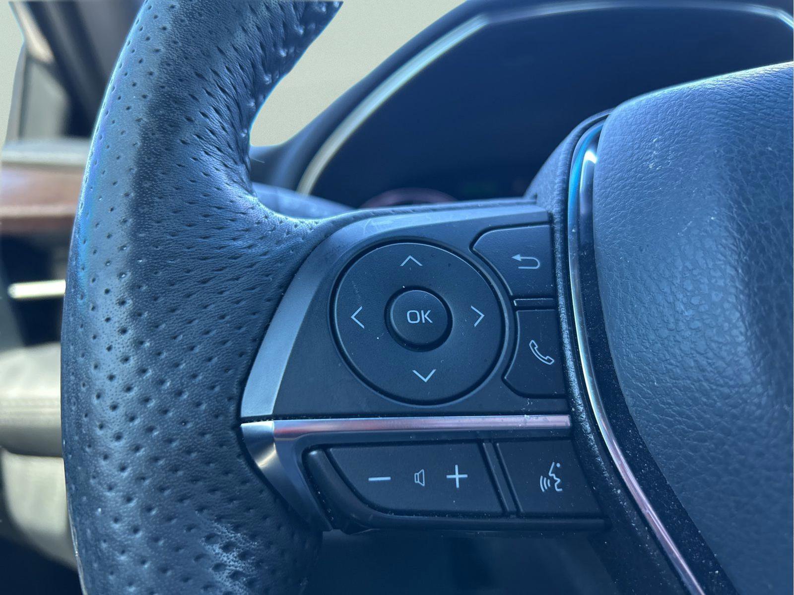 Used 2022 Toyota Avalon Limited w/ Advanced Safety Package image 14