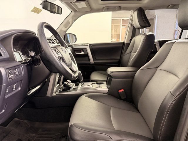 Used 2019 Toyota 4Runner SR5 Premium AWD/4WD image 14