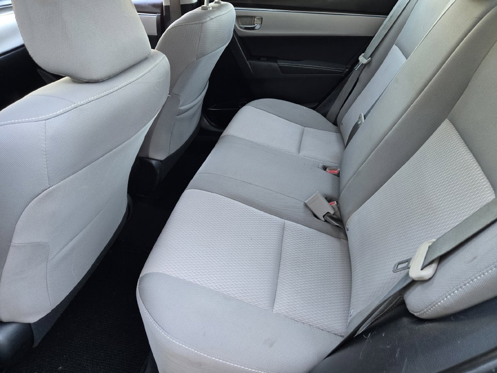 Used 2014 Toyota Corolla LE FWD image 22