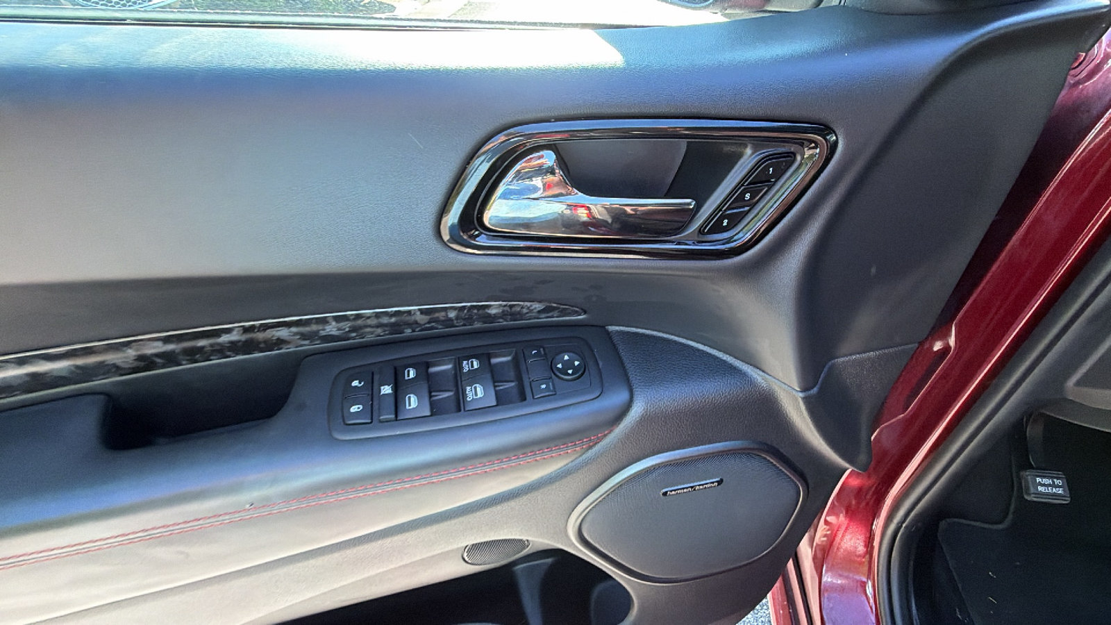 Used 2025 Dodge Durango R/T AWD/4WD image 15