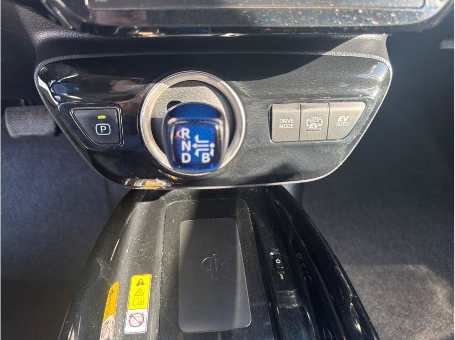 Used 2020 Toyota Prius Prime XLE FWD image 15