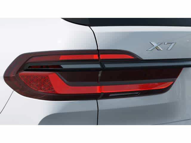 Used 2026 BMW X7 xDrive40i w/ Premium Package AWD/4WD image 33