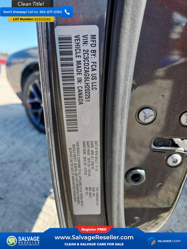 Used 2020 Dodge Challenger SXT w/ Blacktop Package image 16