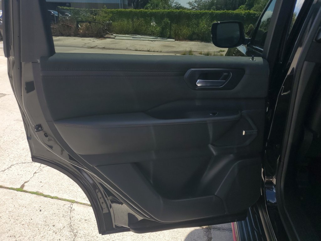 Certified 2026 Nissan Armada NISMO AWD/4WD image 16