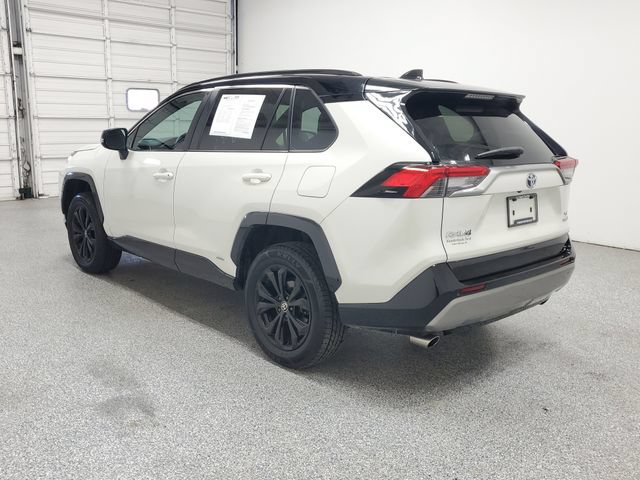 Used 2022 Toyota RAV4 XSE AWD/4WD image 4