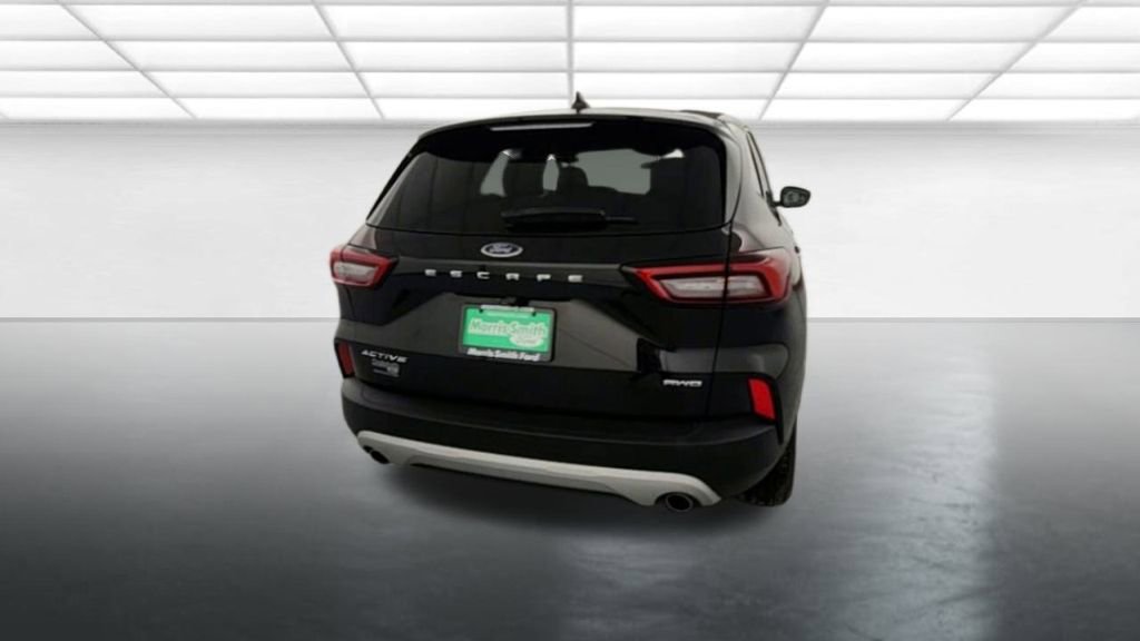 Used 2023 Ford Escape Active image 7