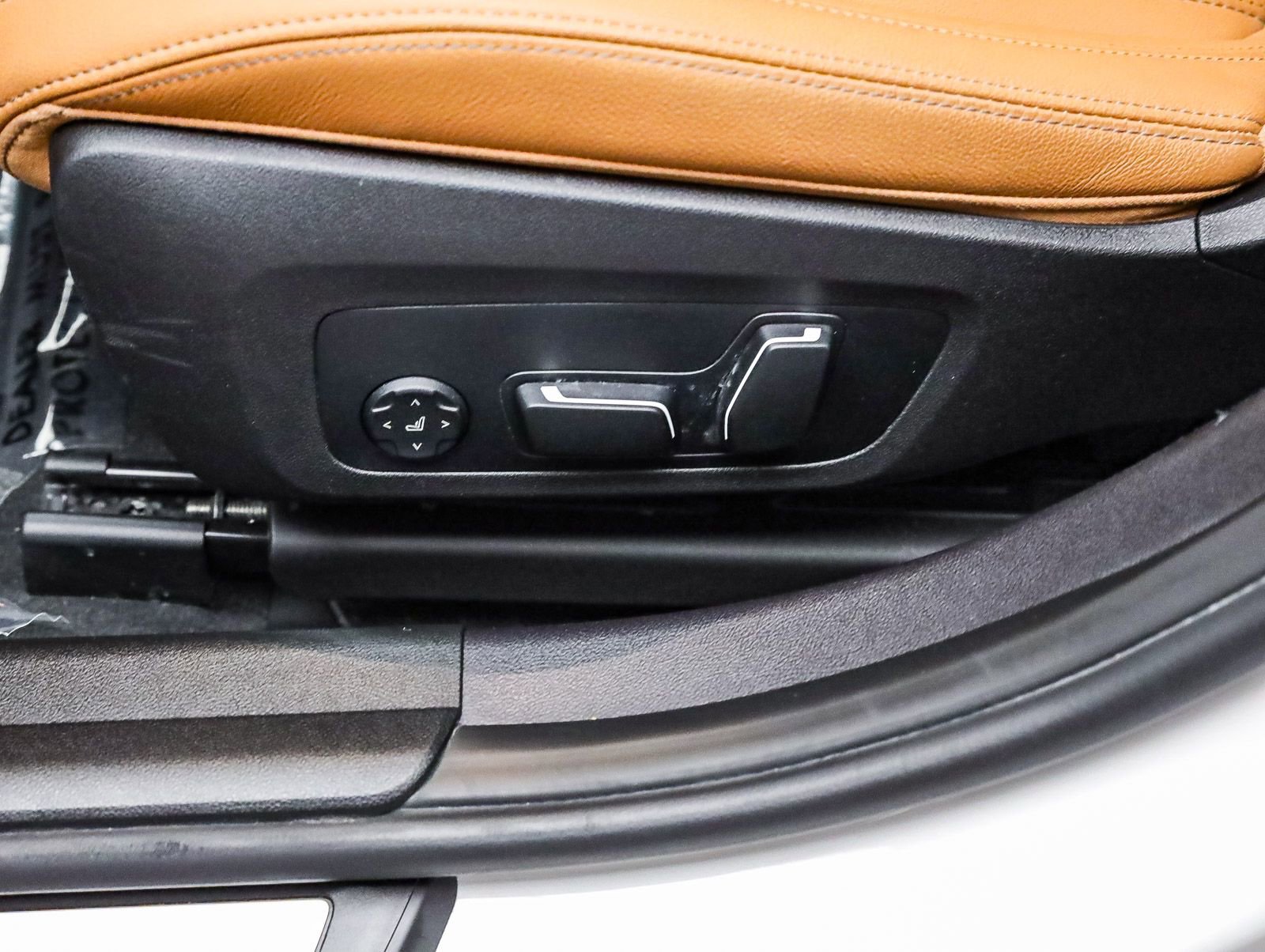 Used 2026 BMW 330i Sedan image 23