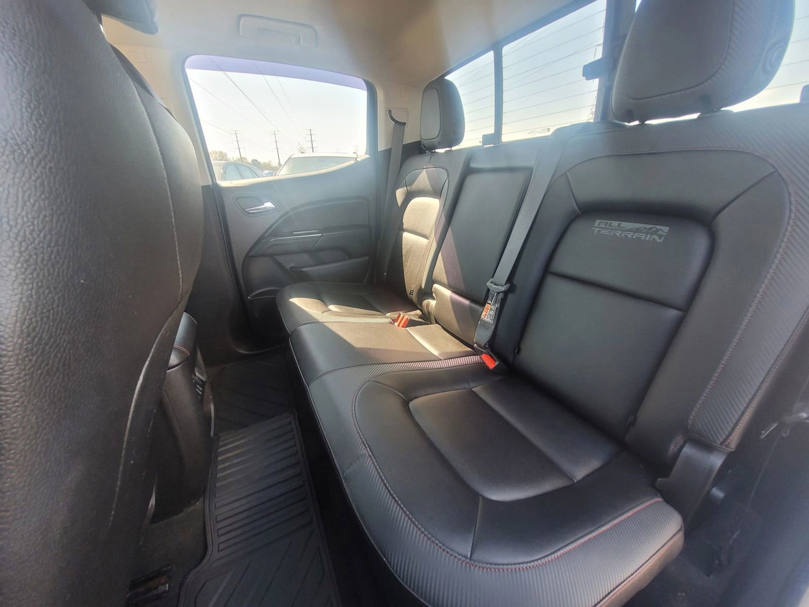 Used 2018 GMC Canyon All Terrain w/ Trailering Package image 3