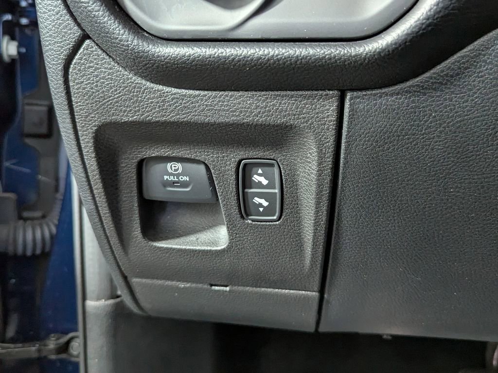 Used 2021 RAM 1500 Laramie AWD/4WD image 42