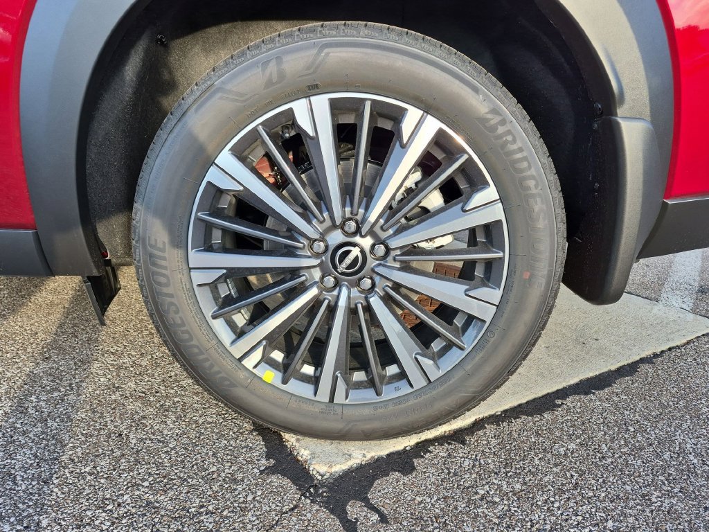 New 2026 Nissan Pathfinder Platinum AWD/4WD image 13
