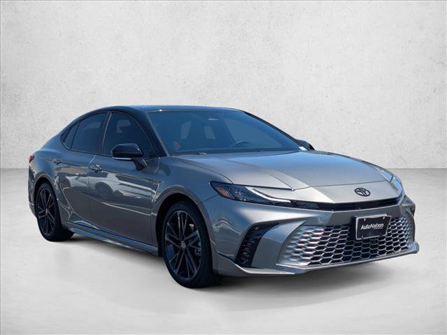 Used 2026 Toyota Camry XSE FWD image 3