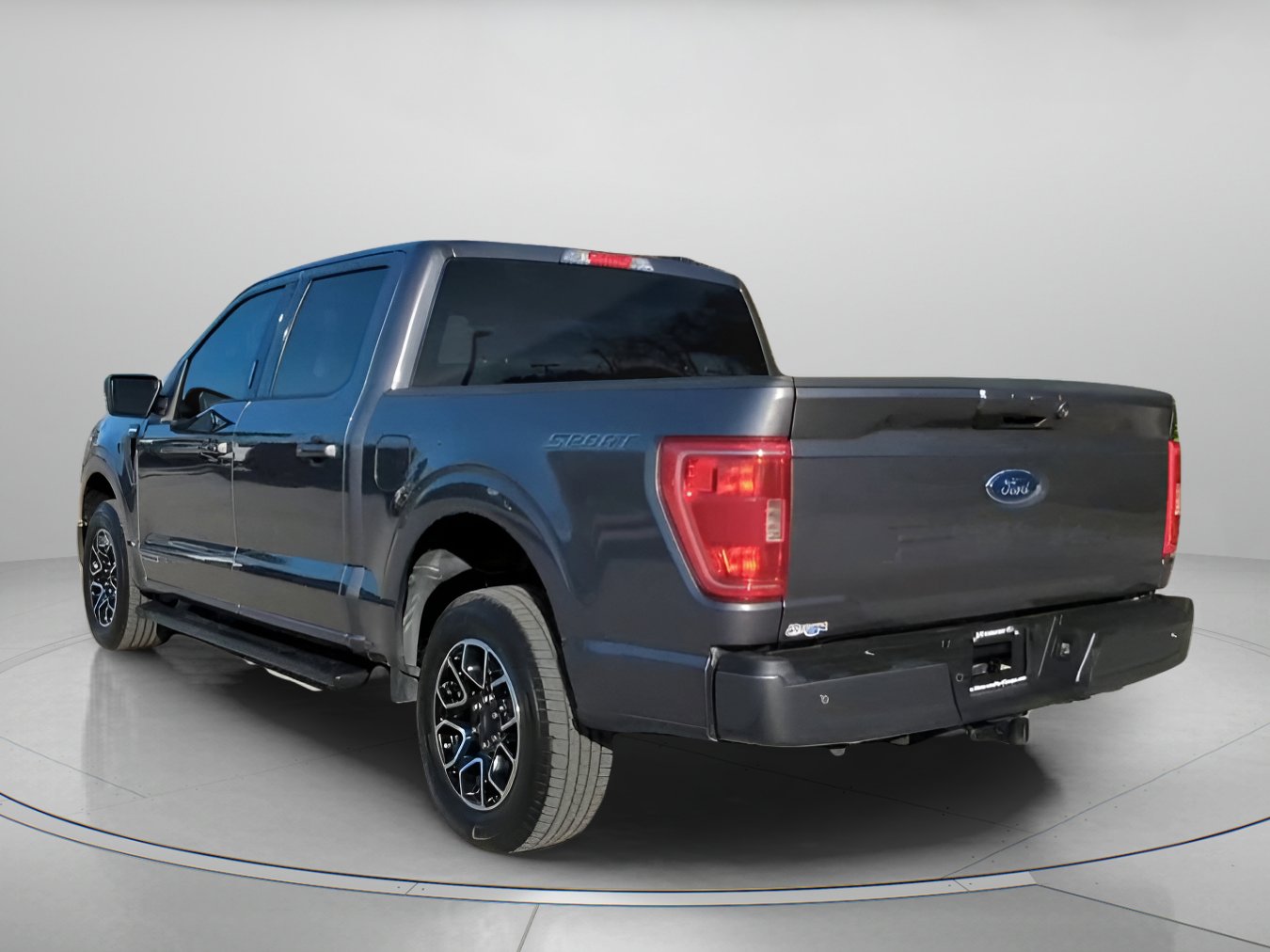 Certified 2021 Ford F150 XLT w/ Equipment Group 302A High image 20