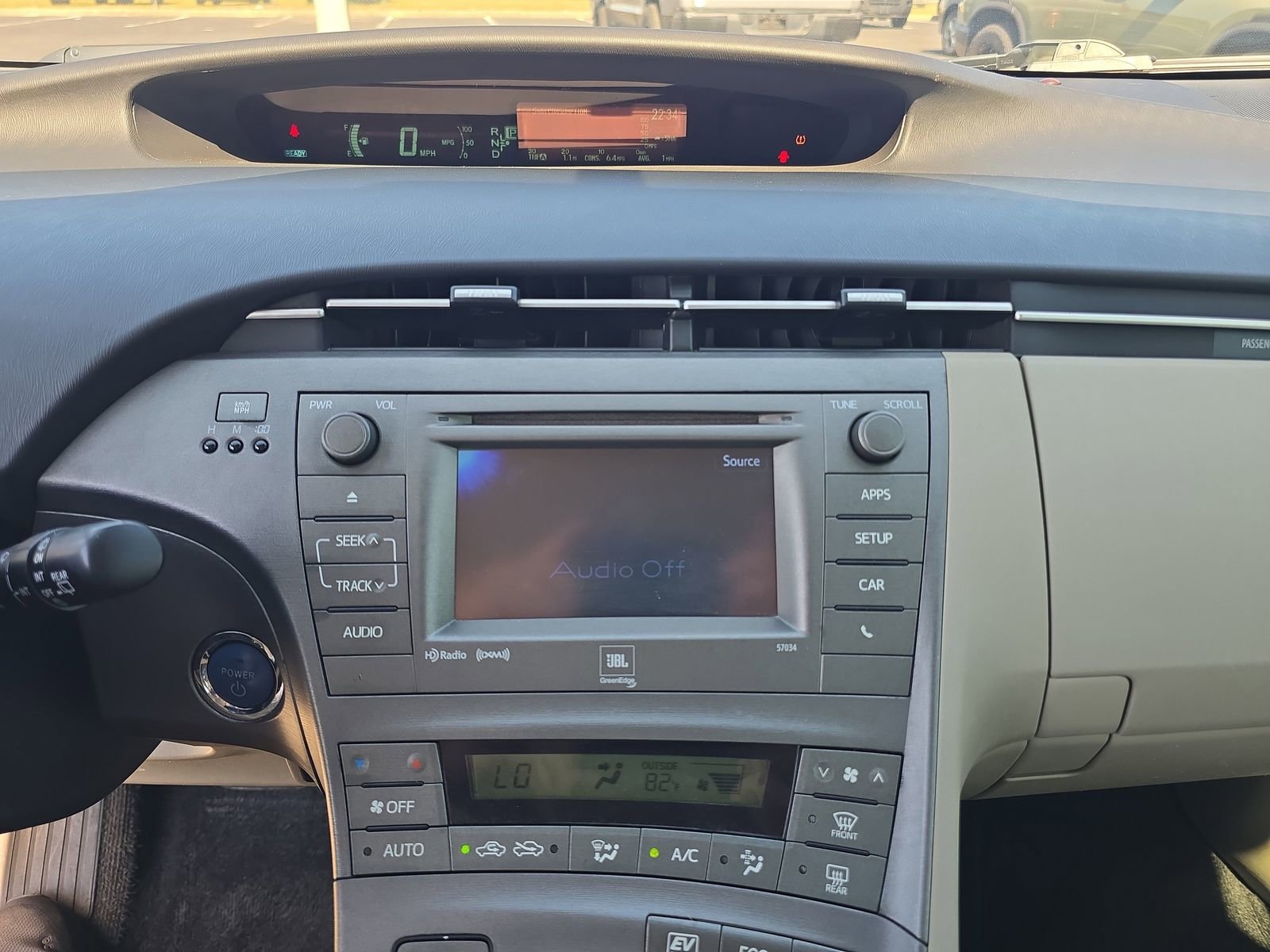 Used 2015 Toyota Prius Five FWD image 17