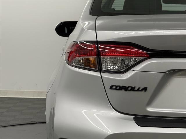 Certified 2025 Toyota Corolla LE image 9
