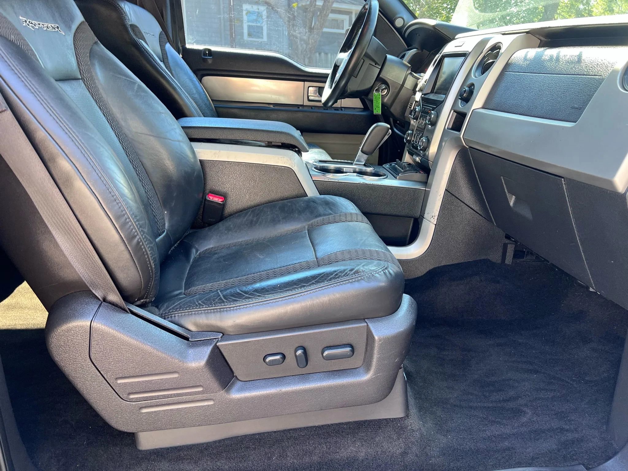 Used 2013 Ford F150 Raptor w/ Luxury Equipment Group image 15