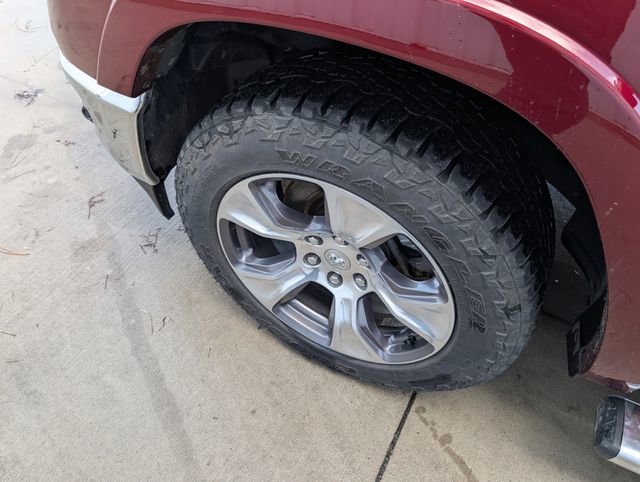 Used 2020 RAM 1500 Laramie AWD/4WD image 9