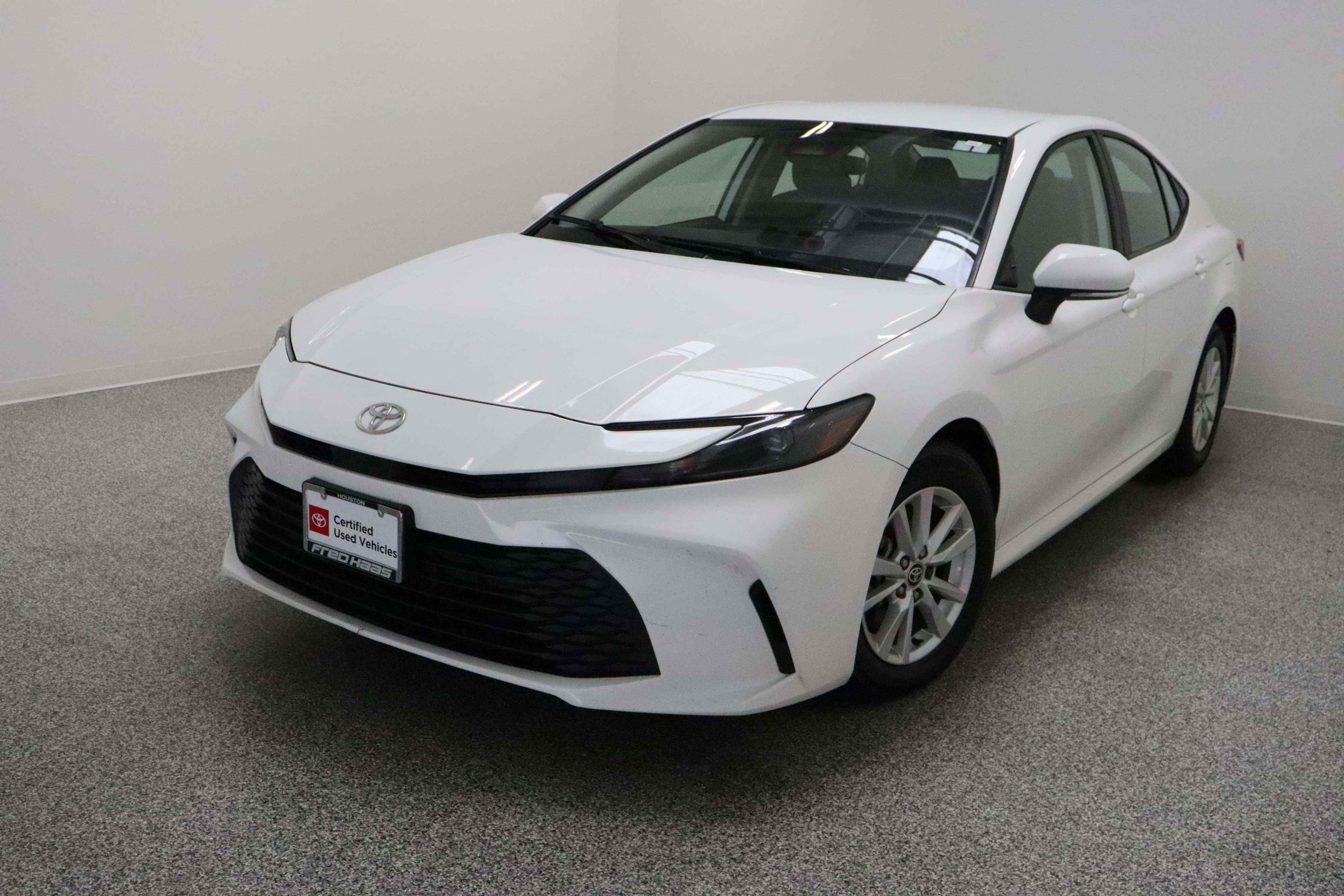Certified 2025 Toyota Camry LE FWD image 2
