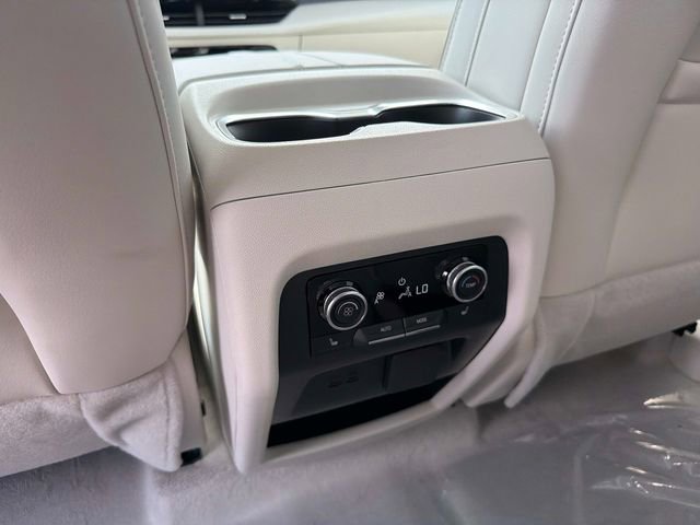 New 2026 Buick Enclave Avenir w/ Super Cruise Package FWD image 16