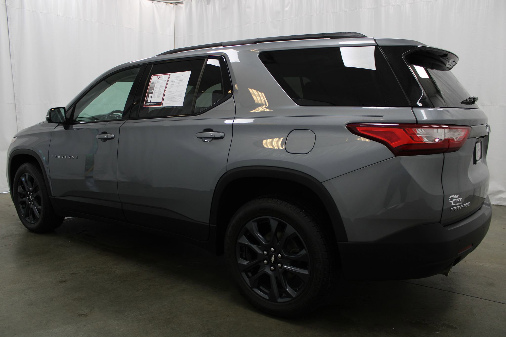 Used 2020 Chevrolet Traverse RS w/ LPO, Floor Liner Package FWD image 8