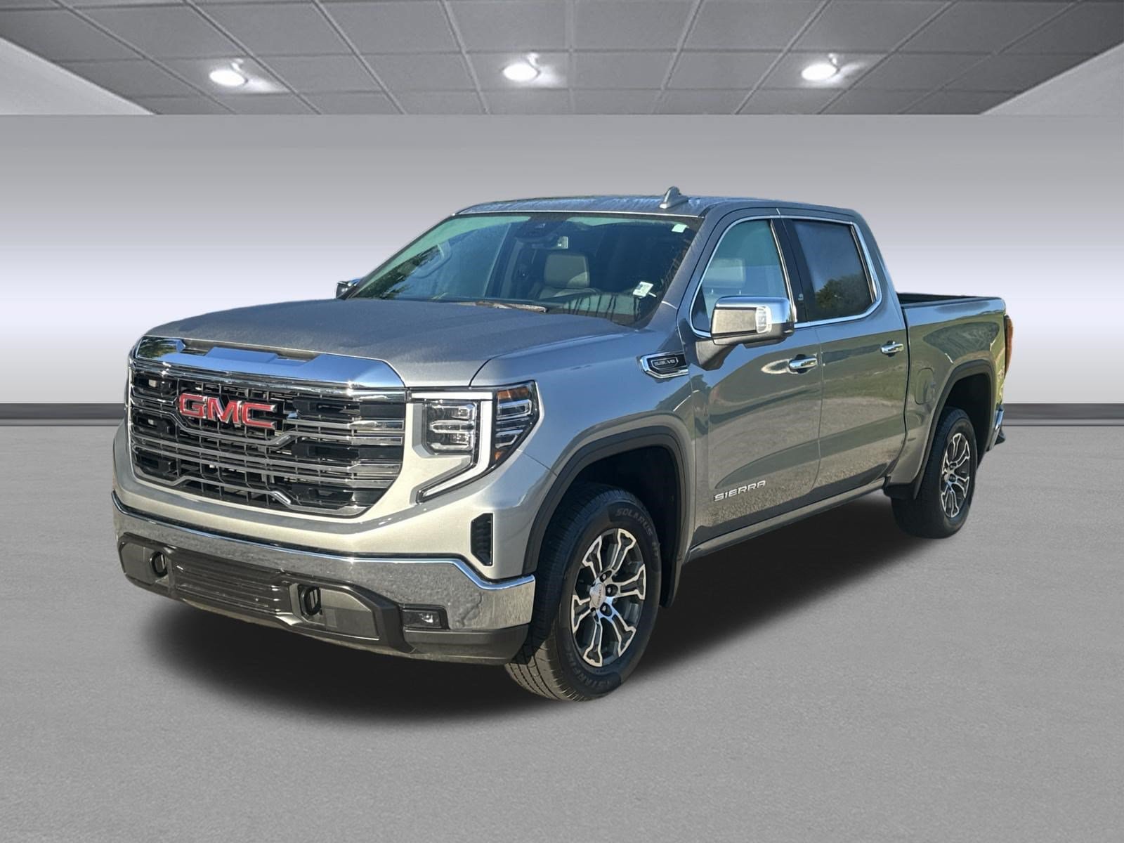 Used 2025 GMC Sierra 1500 SLT RWD image 7