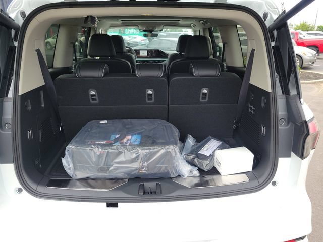 New 2026 INFINITI QX80 Luxe w/ Cargo Package AWD/4WD image 13