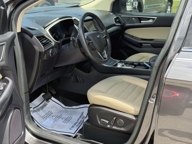 Used 2019 Ford Edge SEL w/ Equipment Group 201A FWD image 13